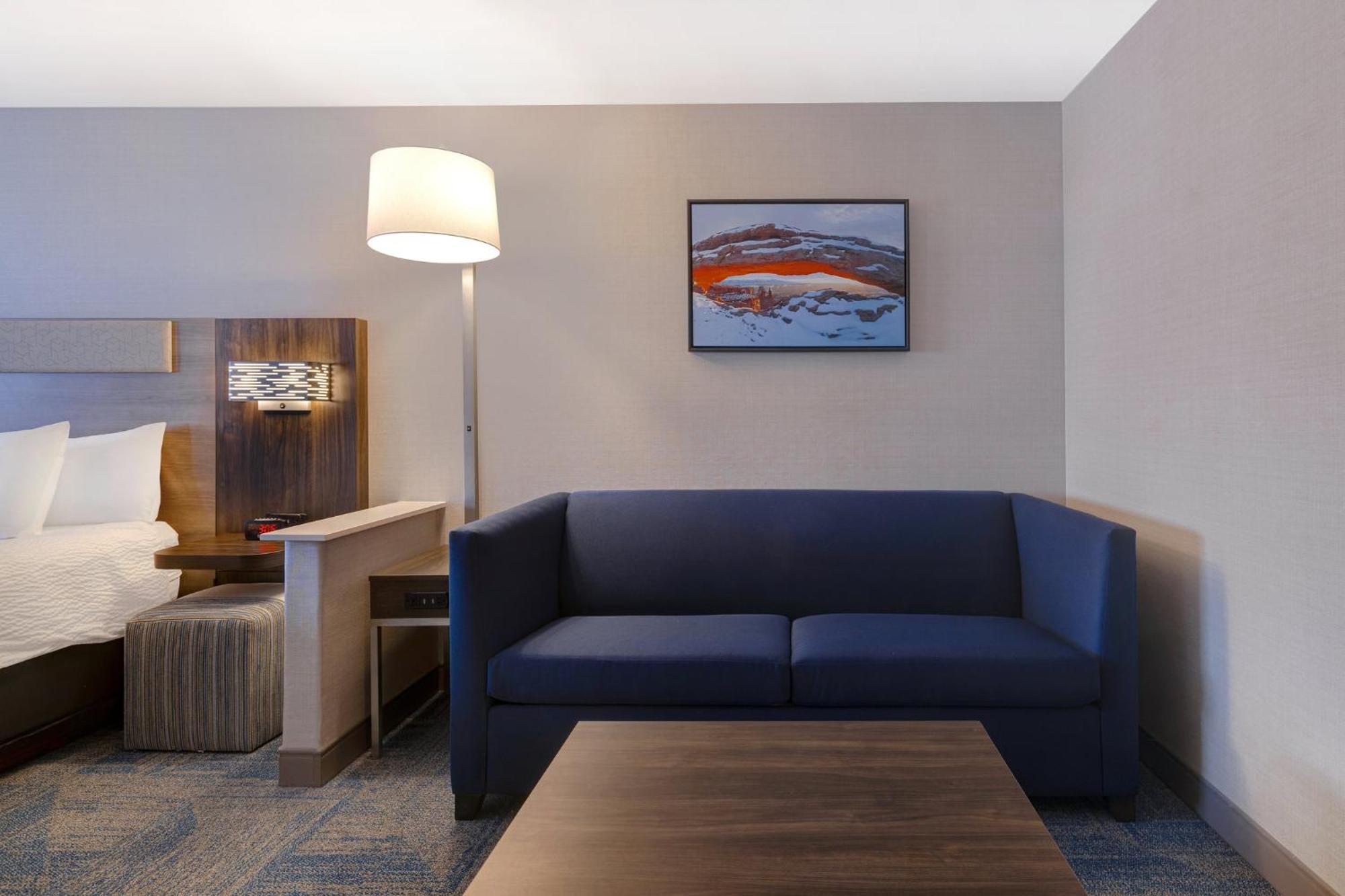 Holiday Inn Express Hotel & Suites Moab By Ihg Exterior photo